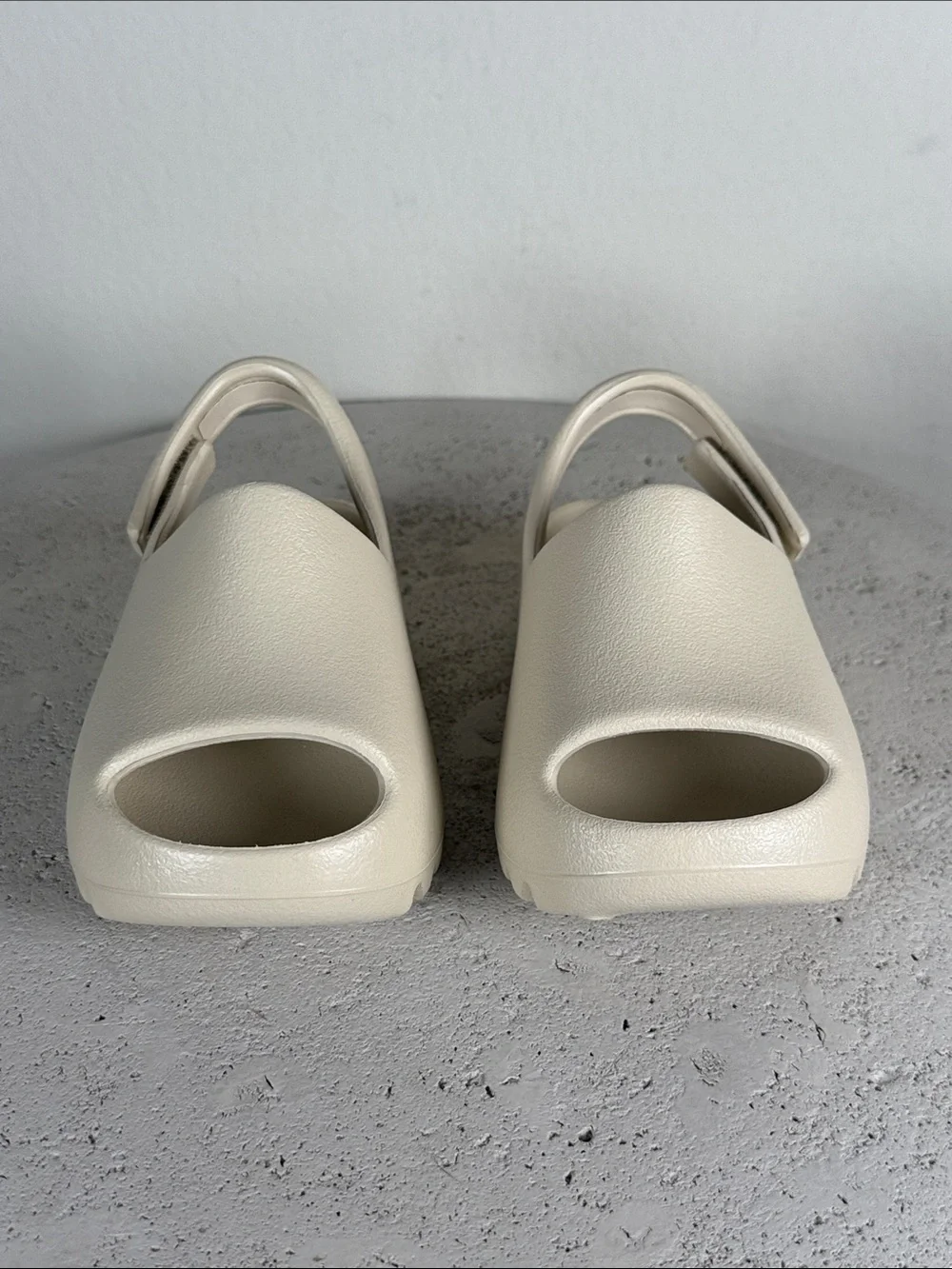 Yeezy Slides Kids size 6K Bone by Adidas